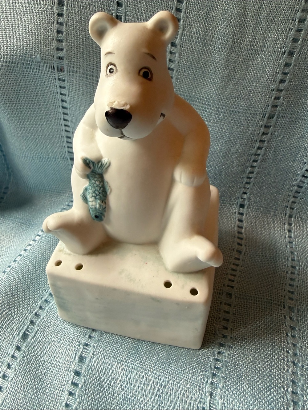 House of Lloyd White ceramic Polar Bear refrigerator baking soda holder vintage
